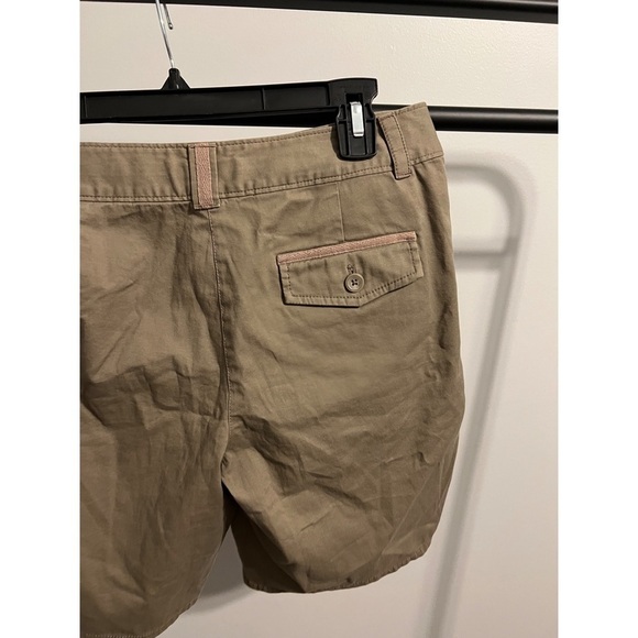 Tommy Bahama Relax Jet Away Twill Bermuda in Elephant Color Size 4 NWT - Picture 6 of 7